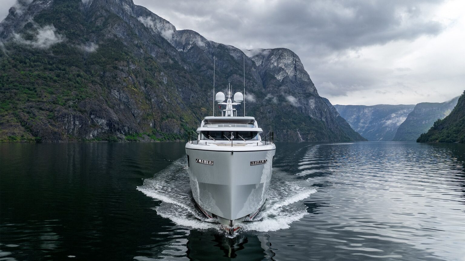 YN19110-Mulder-ThirtySix-CALYPSO-Drone-26-1920x1080-1