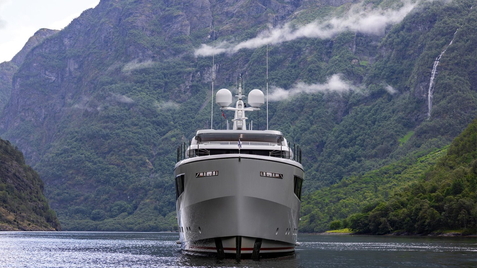 YN19110-Mulder-ThirtySix-CALYPSO-Ext-61-1920x1080-1