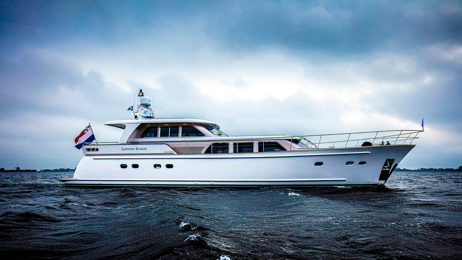 YN21120-Mulder-Wheelhouse-73-Ext-01