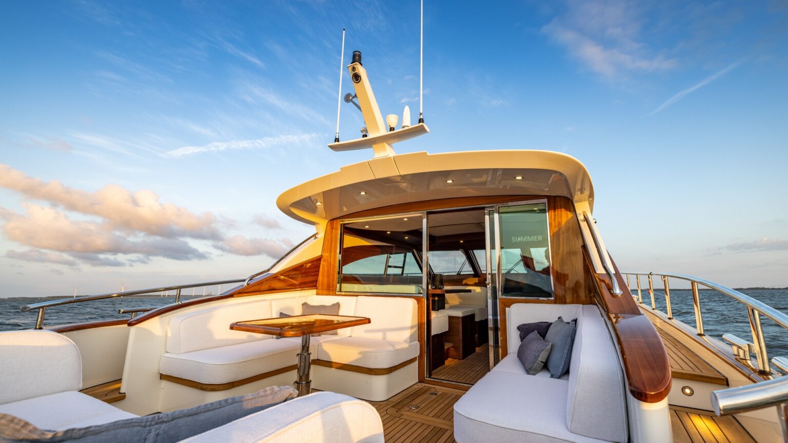 YN22133-Mulder-Favorite-1500-Deck-32