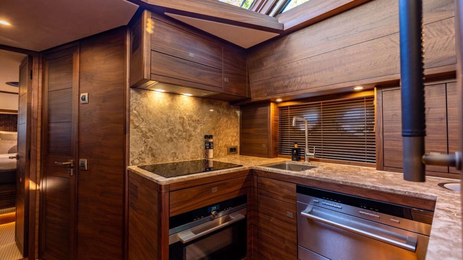 YN22133-Mulder-Favorite-1500-Int-38k