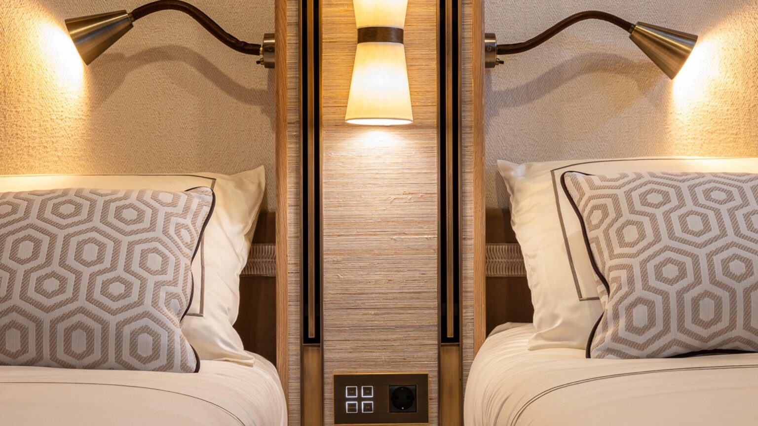 YN23138-Mulder-Favorite-1700-181