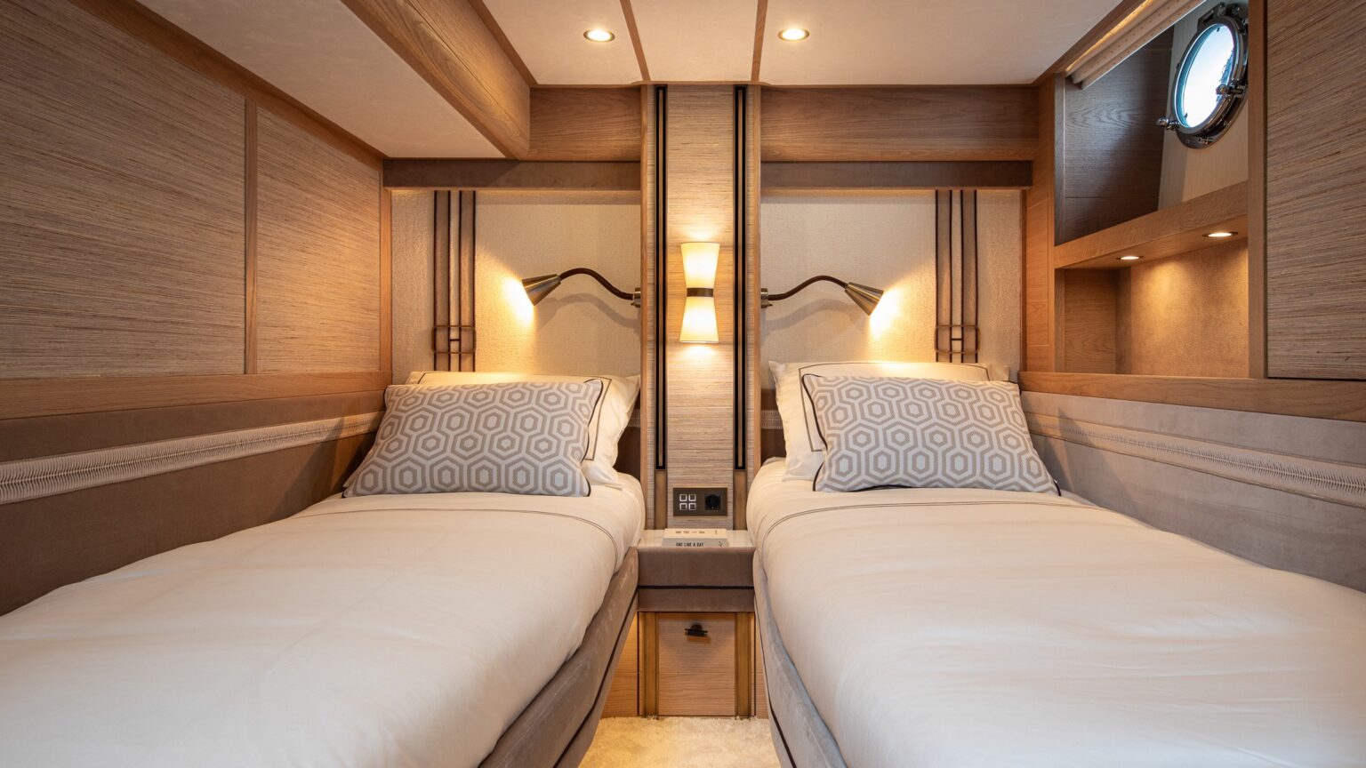 YN23138-Mulder-Favorite-1700-23