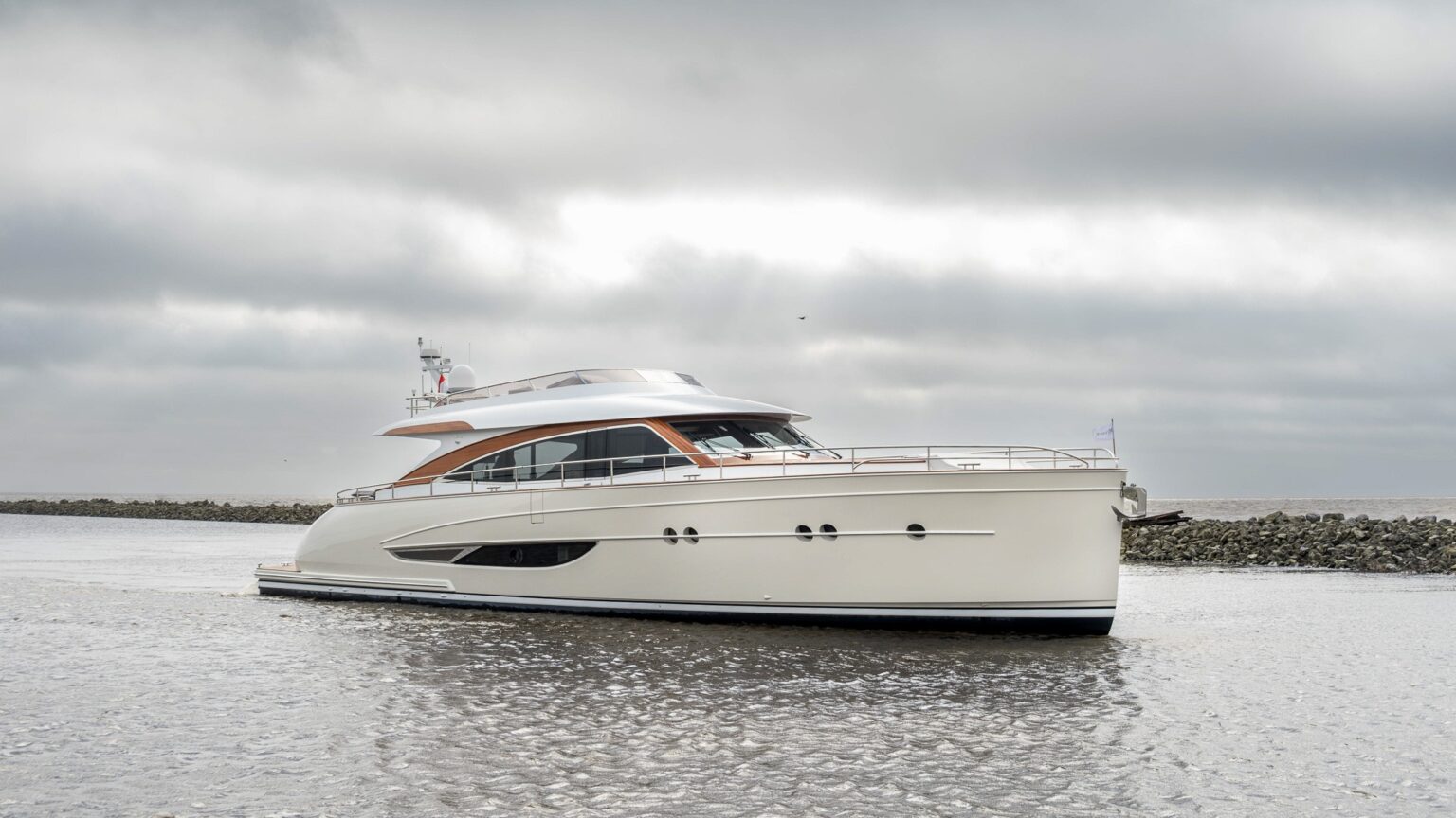 mulder-shipyard-oscar-low-res-11