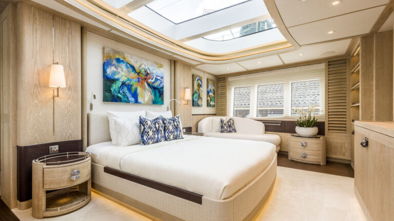 20-Mulder-Calypso-Master-Cabin