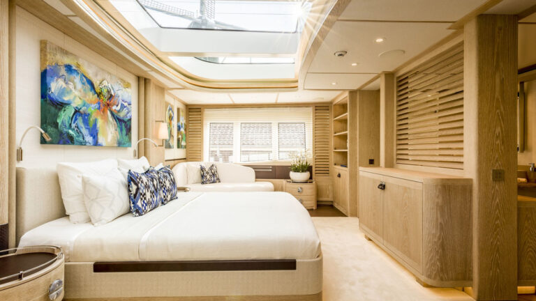 23-Mulder-Calypso-Master-Cabin-4