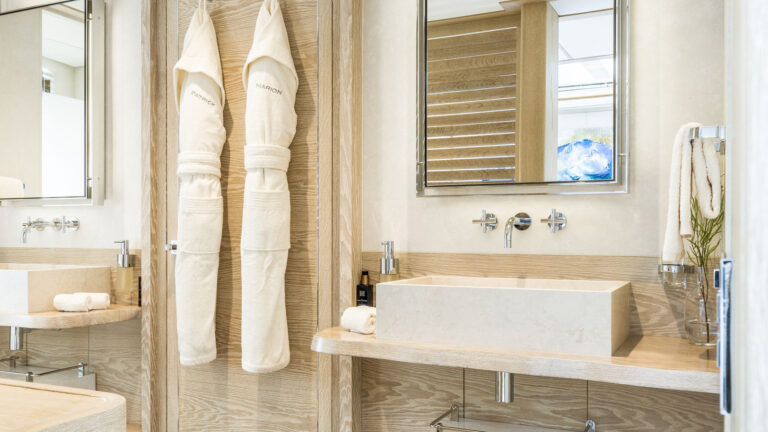 26-Mulder-Calypso-Master-Bathroom-2