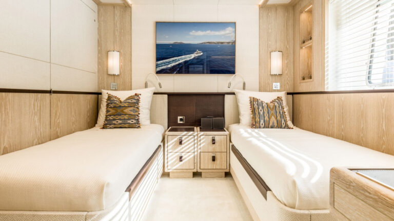 37-Mulder-Calypso-Guest-Cabin-PS-4