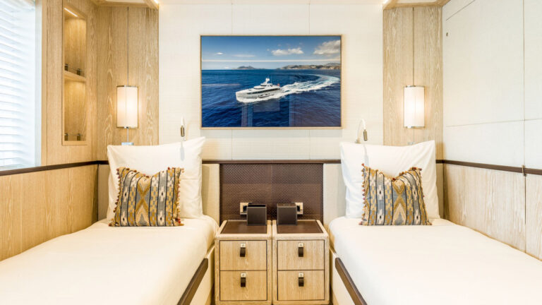 38-Mulder-Calypso-Guest-Cabin-SB-1