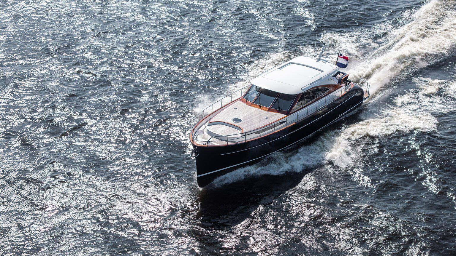 RubenGriffioen_TElfdeGebod_MulderShipyard_DJI_0109