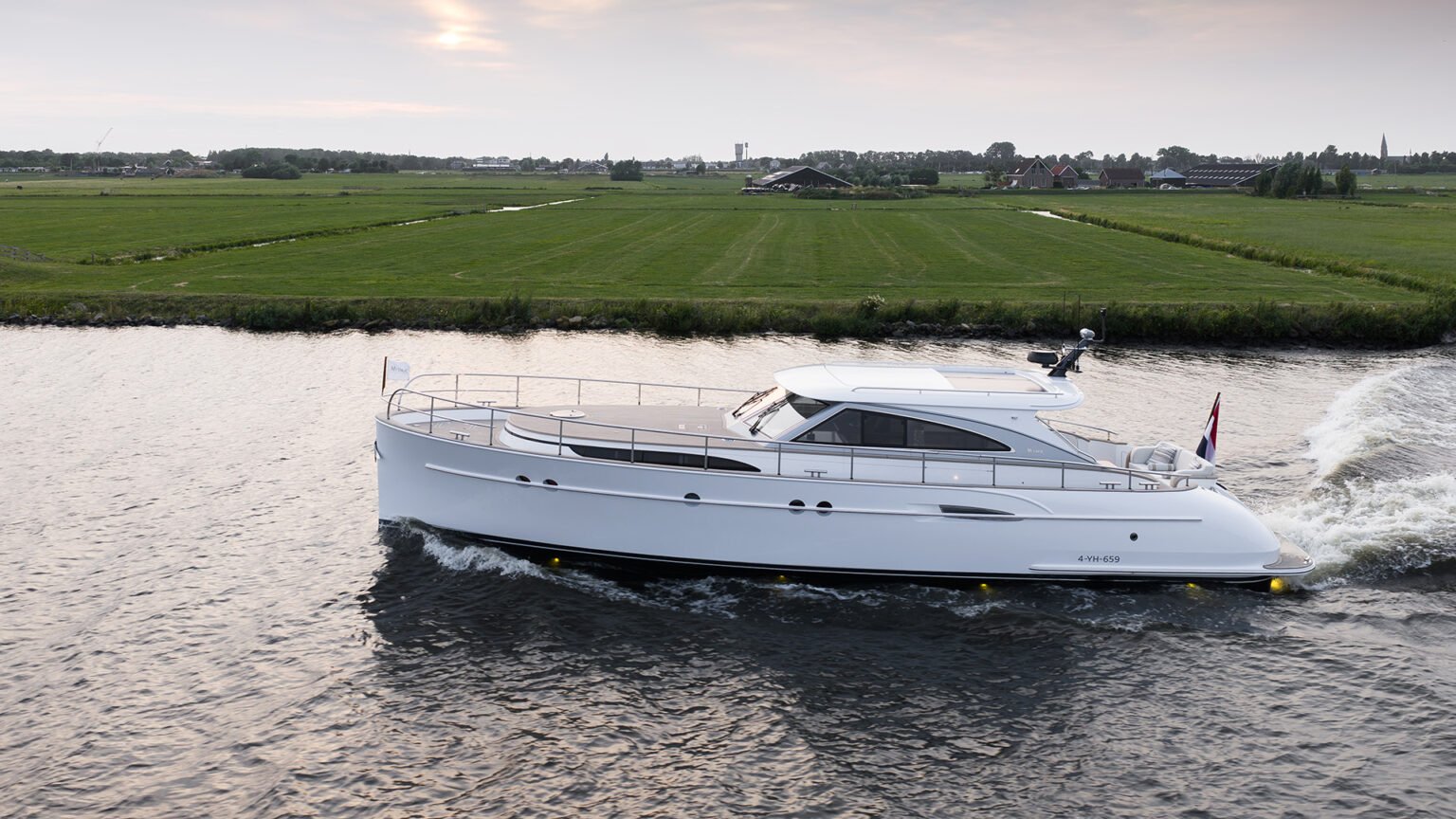 RubenGriffioen_Cygne-exterior_MulderShipyard_DJI_0024