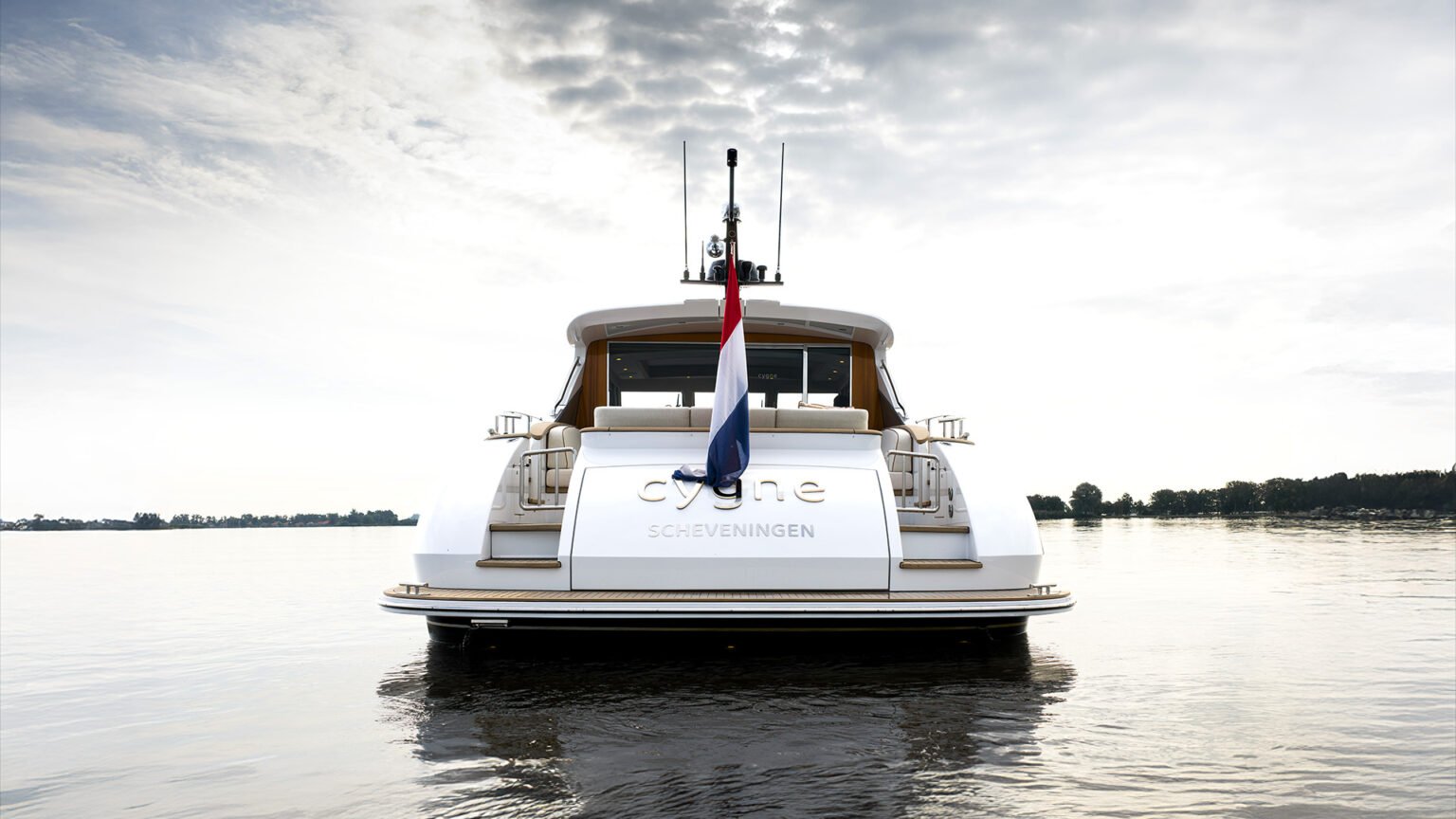 RubenGriffioen_Cygne-exterior_MulderShipyard_DJI_0131