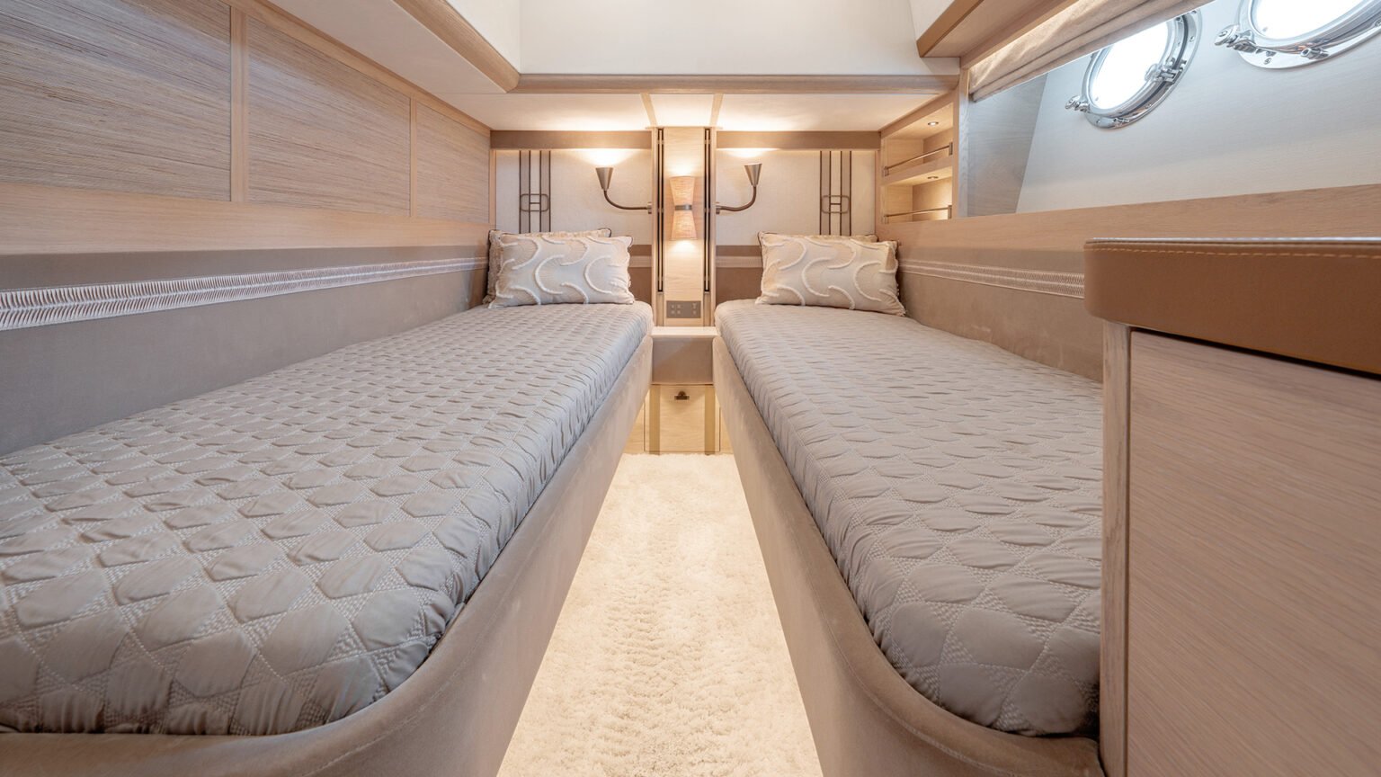 RubenGriffioen_Cygne-interior_MulderShipyard_RJG05989