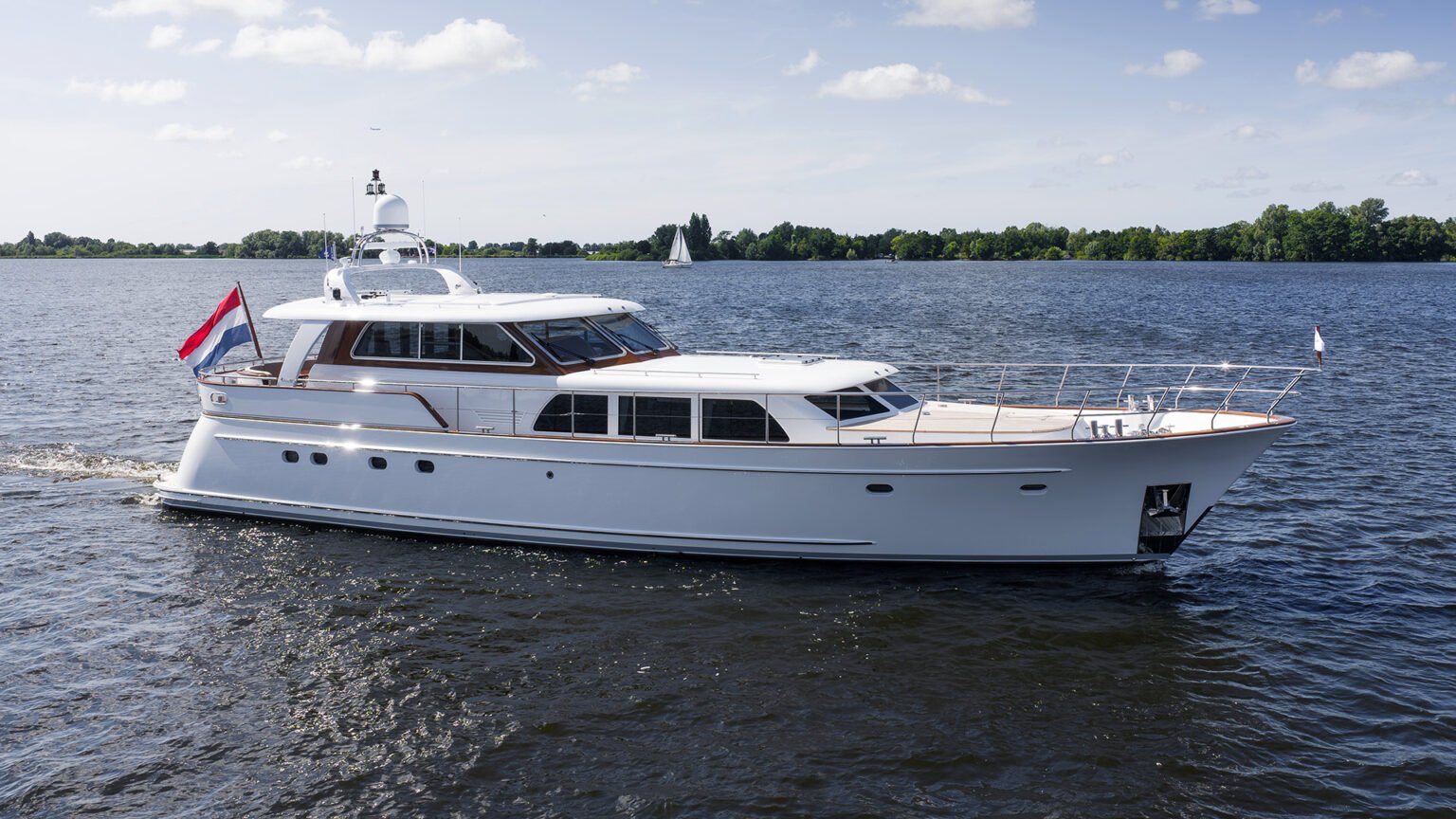 RubenGriffioen_NJOY-exterior_MulderShipyard_DJI_0001