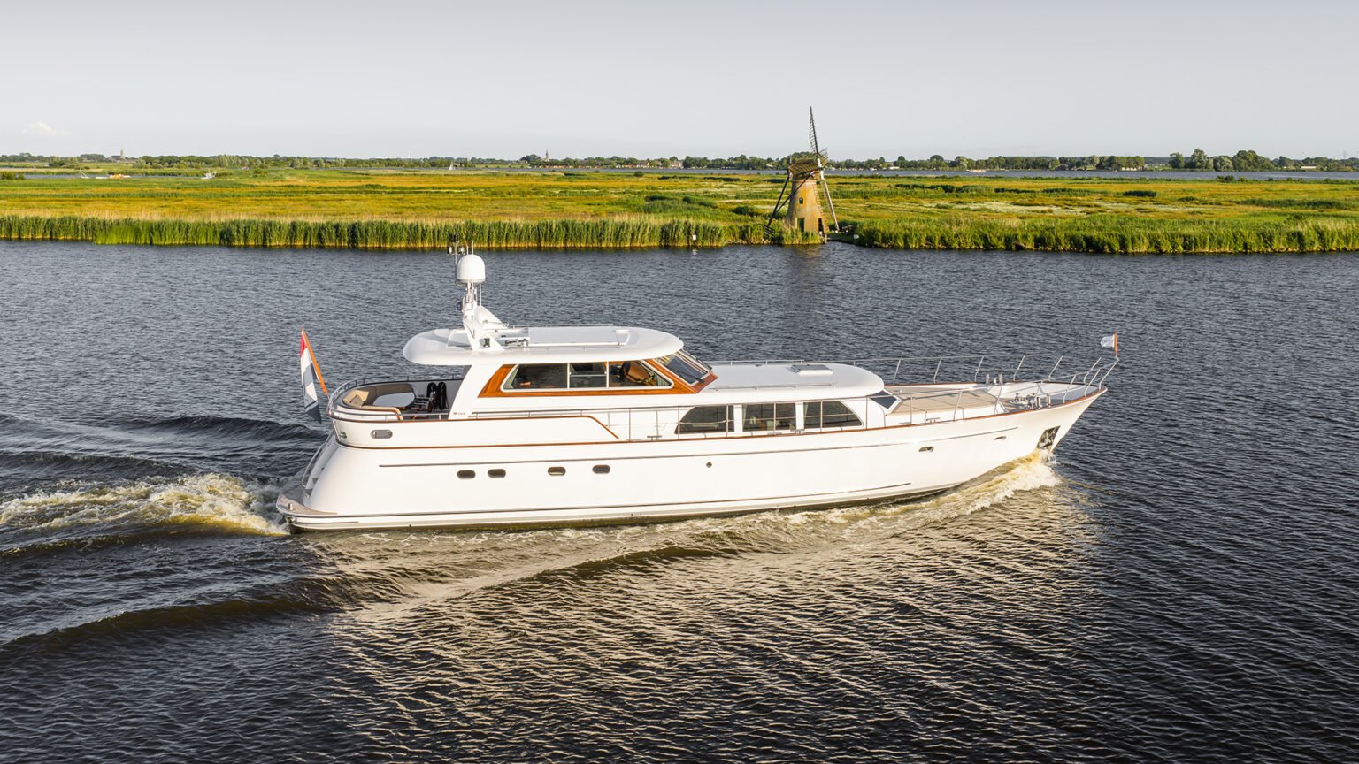 RubenGriffioen_NJOY-exterior_MulderShipyard_DJI_0016