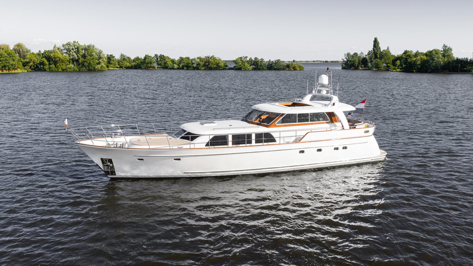 RubenGriffioen_NJOY-exterior_MulderShipyard_DJI_0226