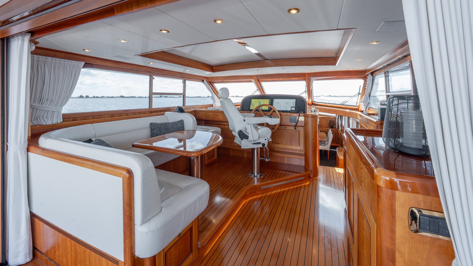 RubenGriffioen_NJOY-interior_MulderShipyard_RJG04768