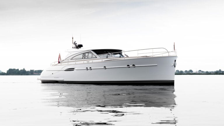 new-Cygne-exterior_MulderShipyard_DJI_0114