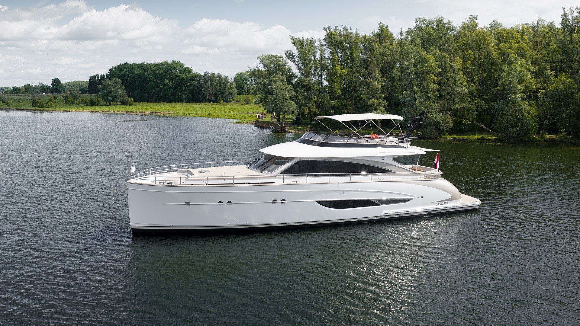 RubenGriffioen_Aurora-exterior_MulderShipyard_DJI_0001