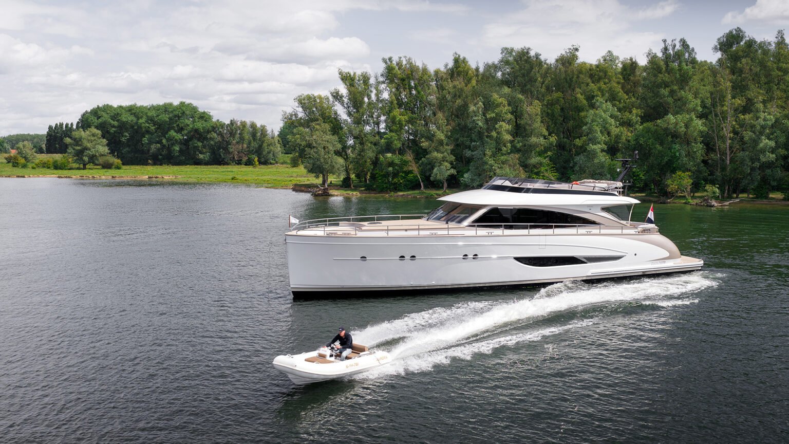 RubenGriffioen_Aurora-exterior_MulderShipyard_DJI_0037_02