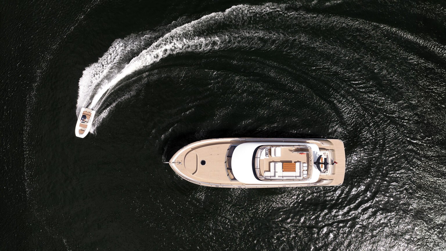 RubenGriffioen_Aurora-exterior_MulderShipyard_DJI_0042