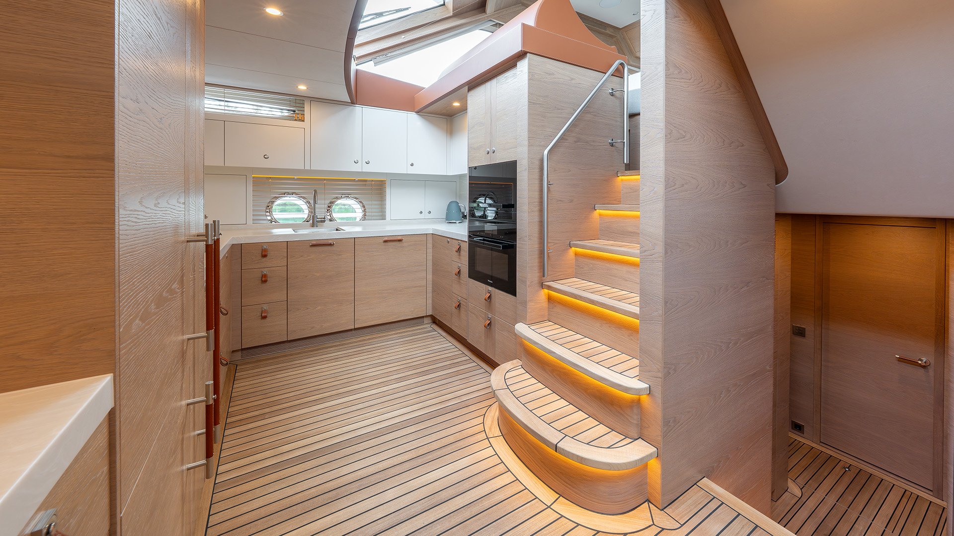 RubenGriffioen_Aurora-interior_MulderShipyard_RJG05365