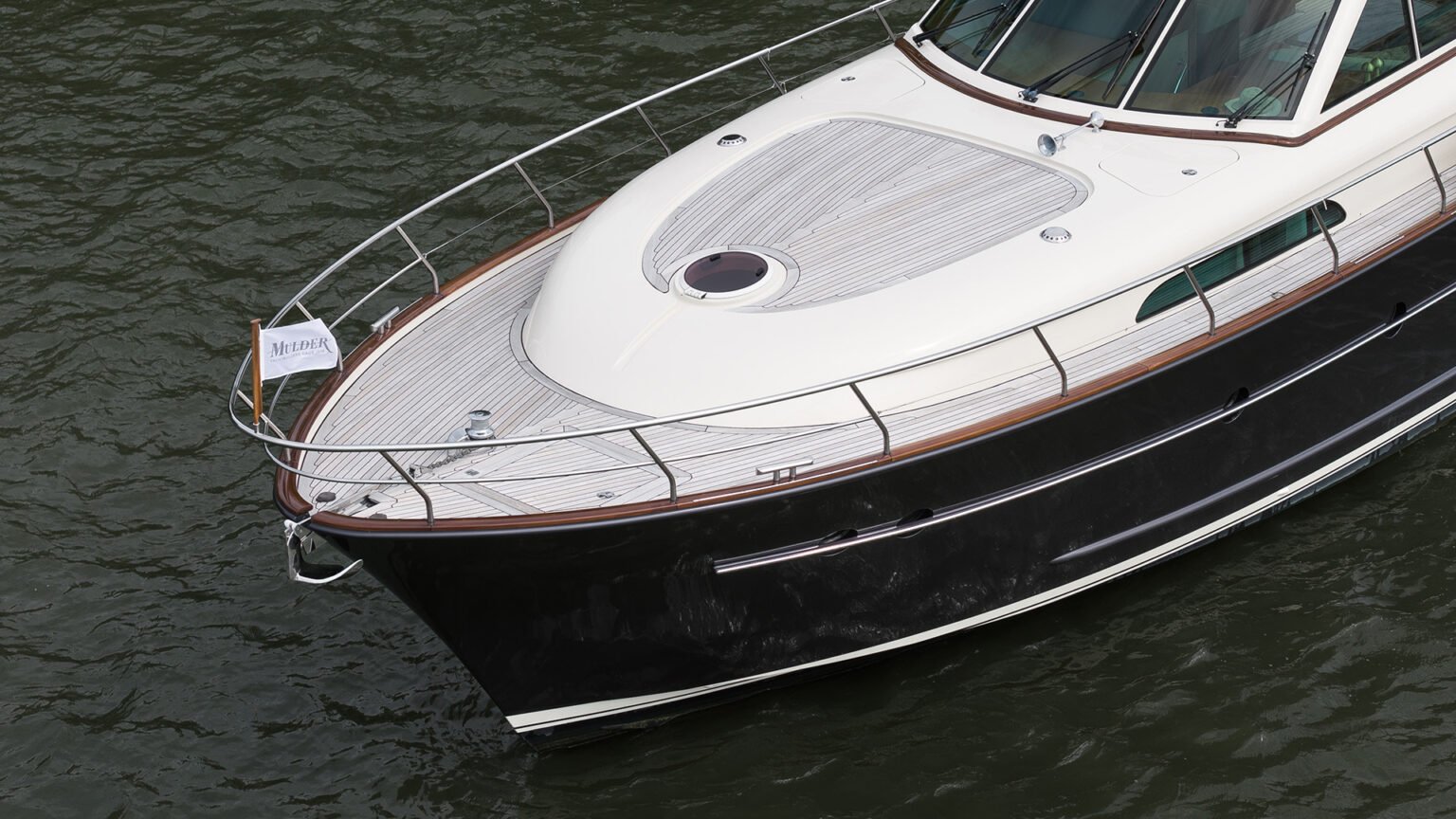 RubenGriffioen_JollyS-exterior_MulderShipyard_DJI_0010