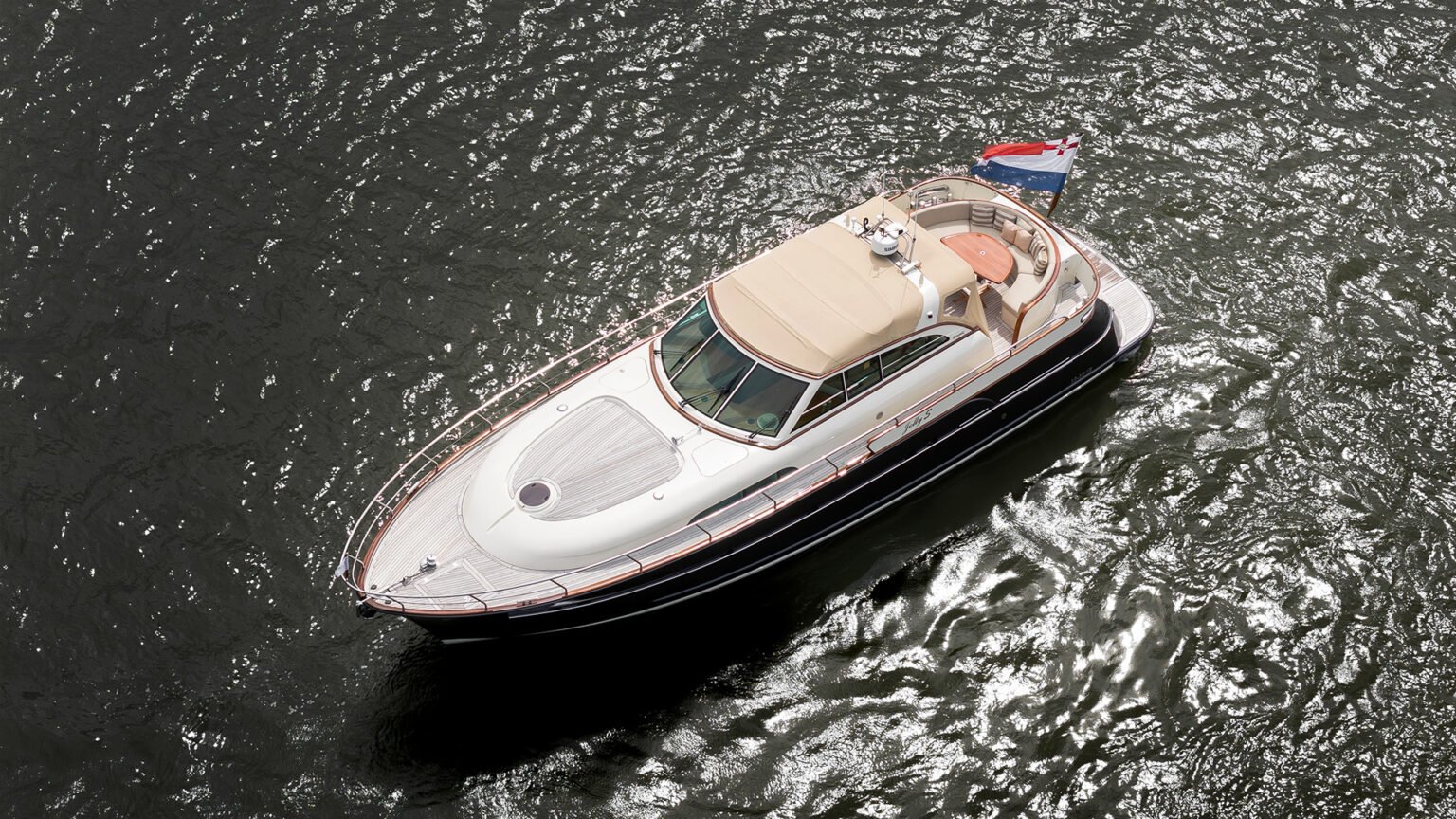 RubenGriffioen_JollyS-exterior_MulderShipyard_DJI_0052