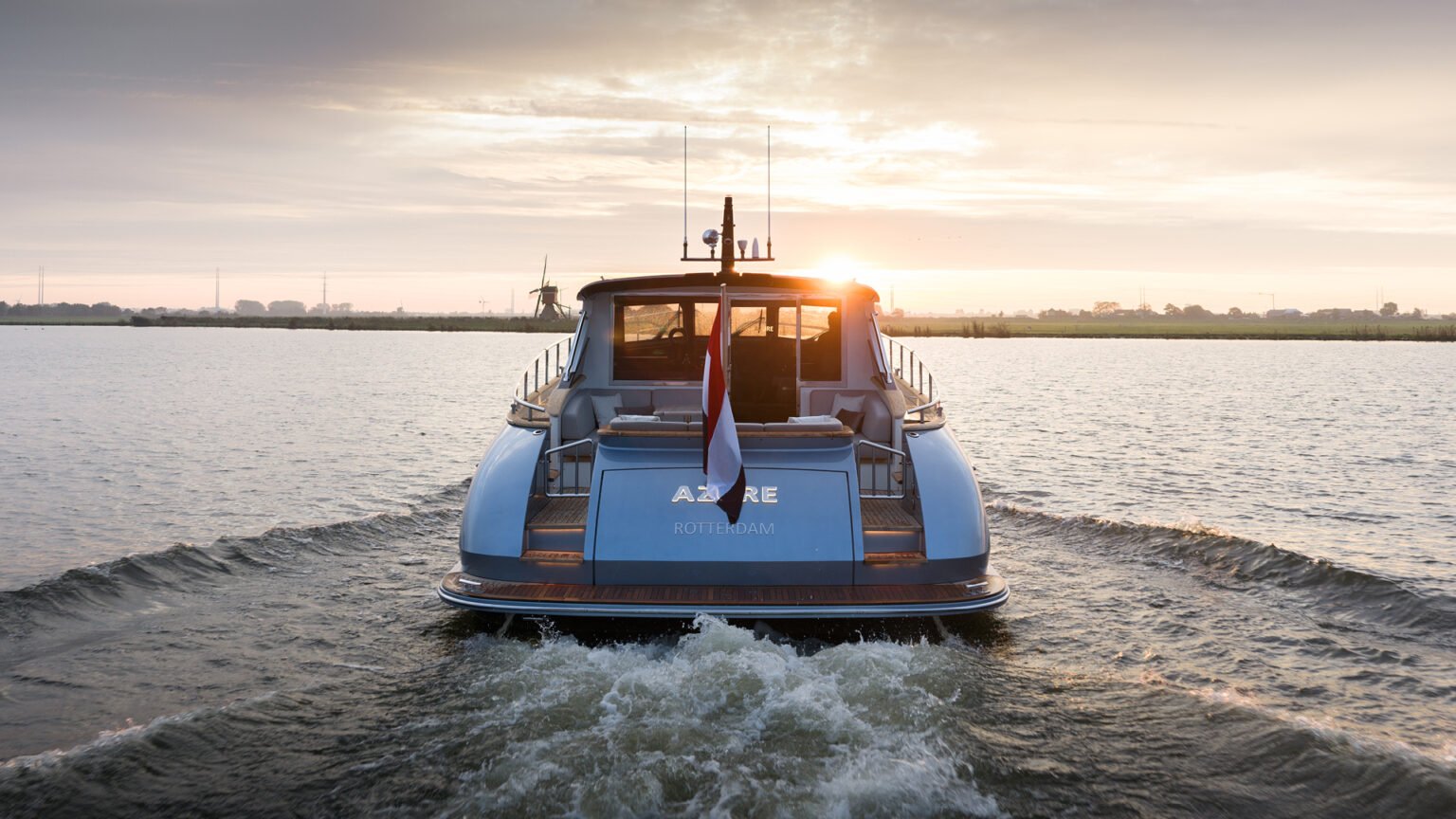 MUL25072-BN0128-AZURE21