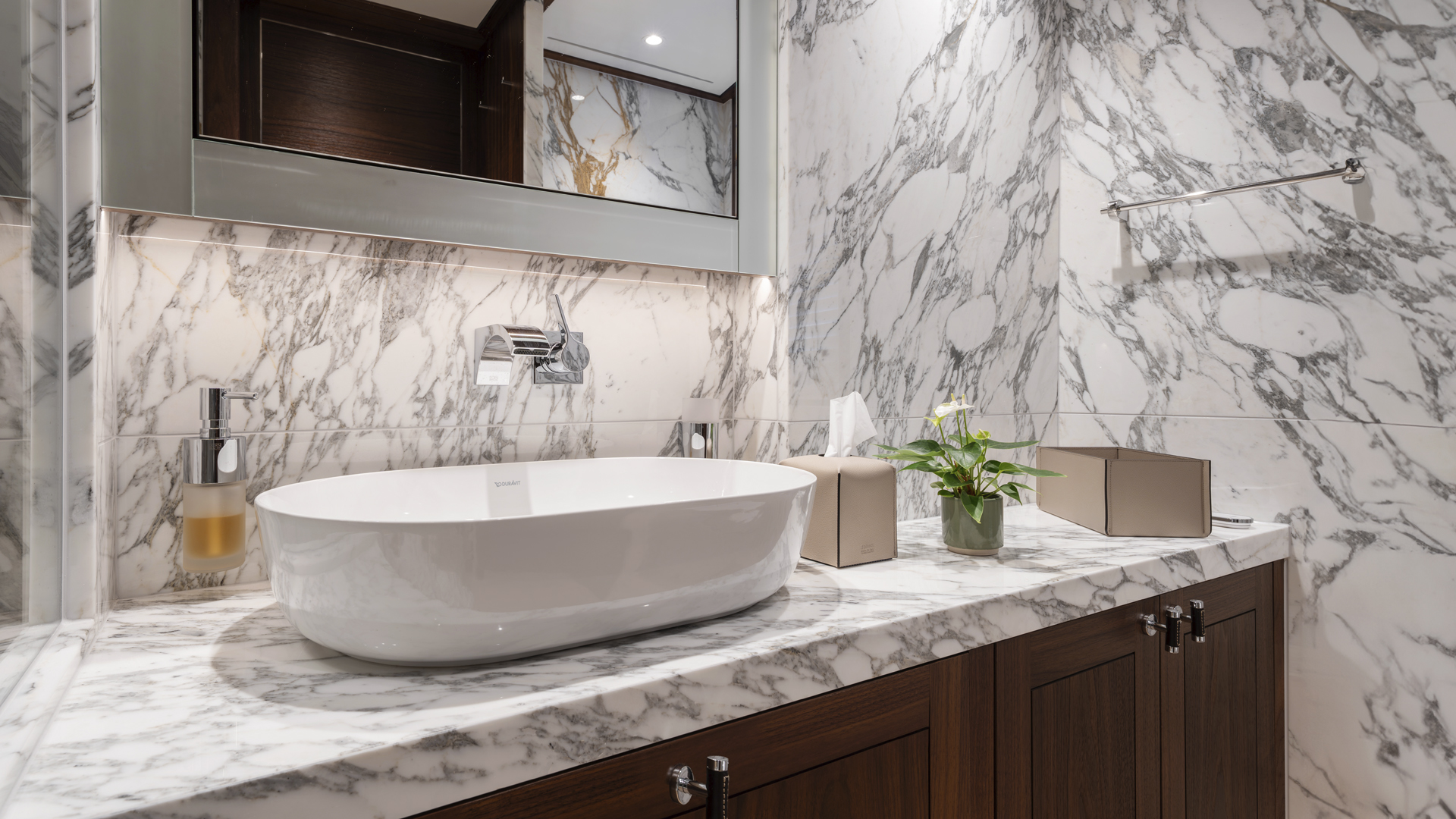 Mulder-ThirtySix-BN139-Q43-int (22)