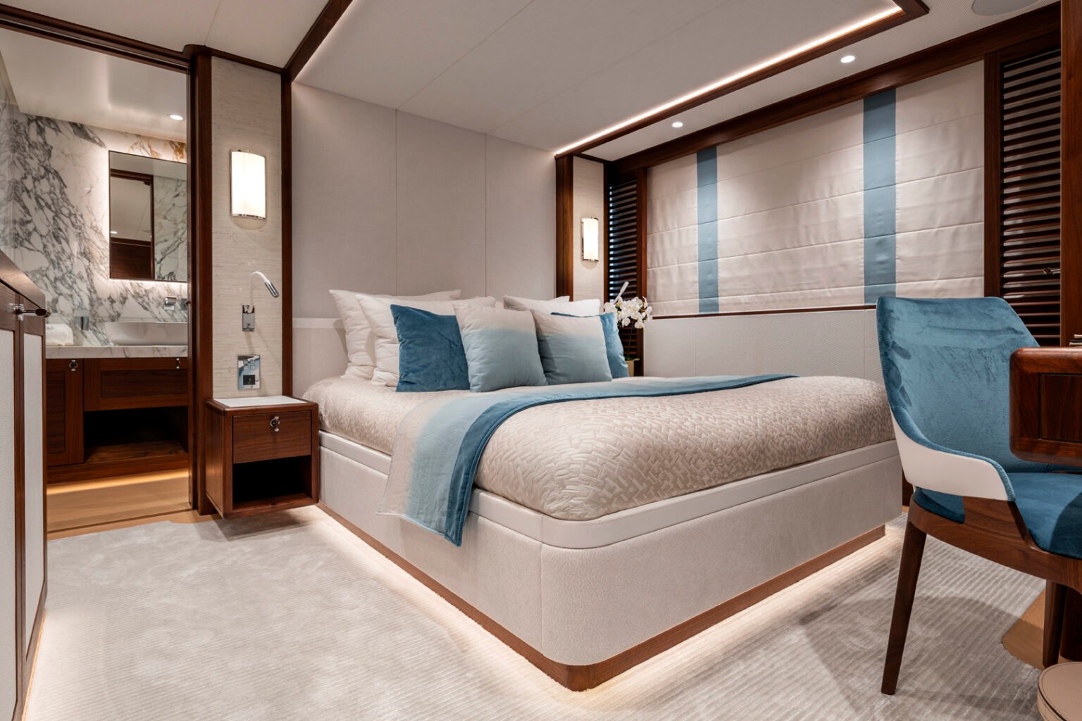 Mulder-ThirtySix-BN139-Q43-int (8)