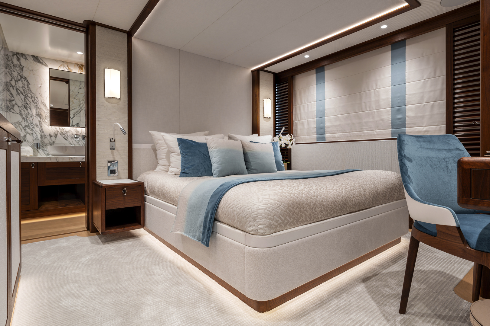 Mulder-ThirtySix-BN139-Q43-int (8)